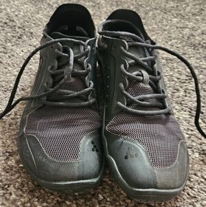 Vivo Barefoot Black Athletic Shoes